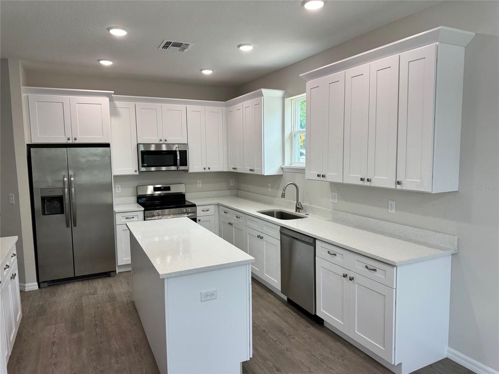 1013 FOOTE STREET, EUSTIS, FL — photo 2 of 12