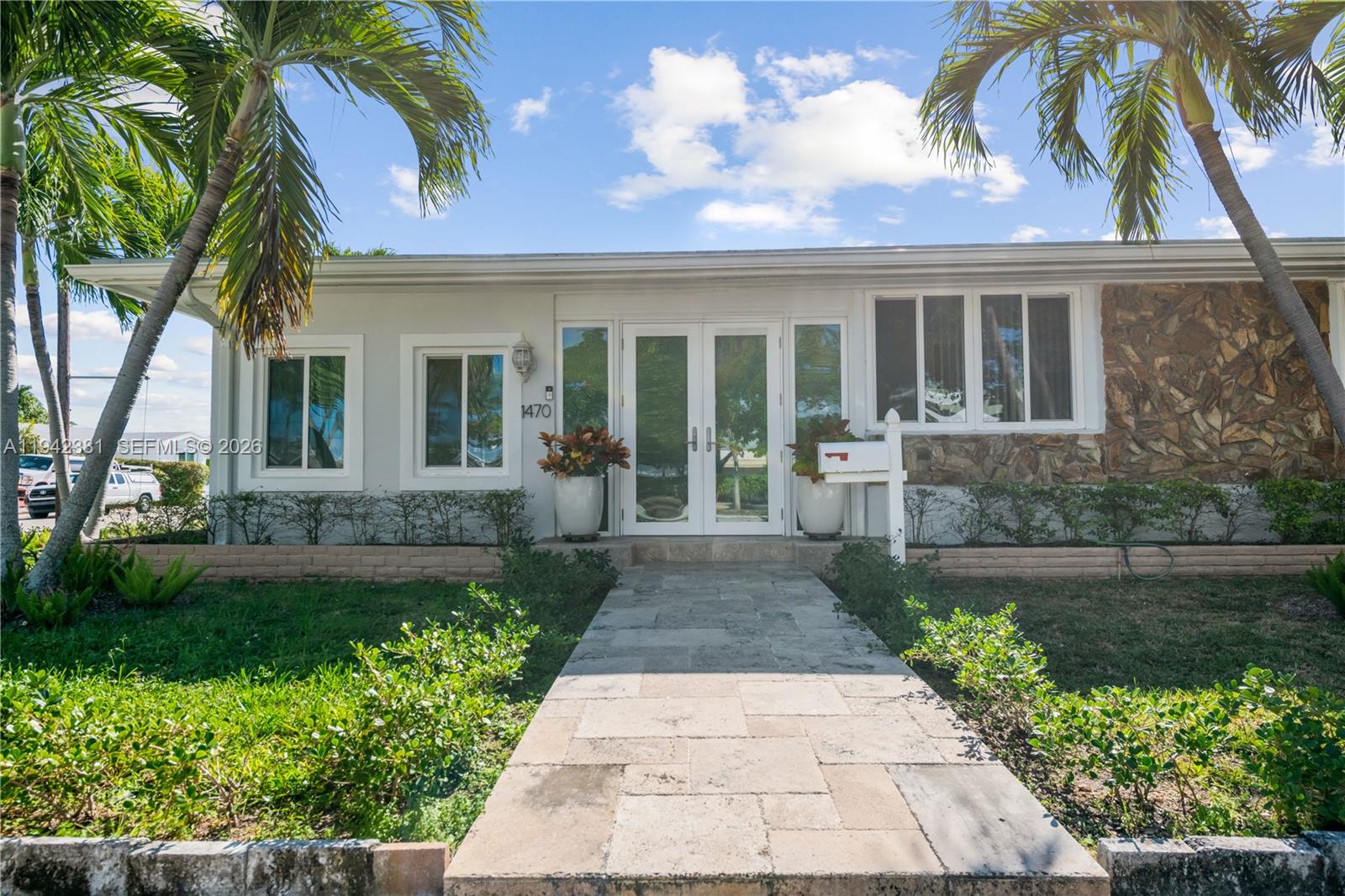 1470 N Treasure Dr, North Bay Village FL 33141