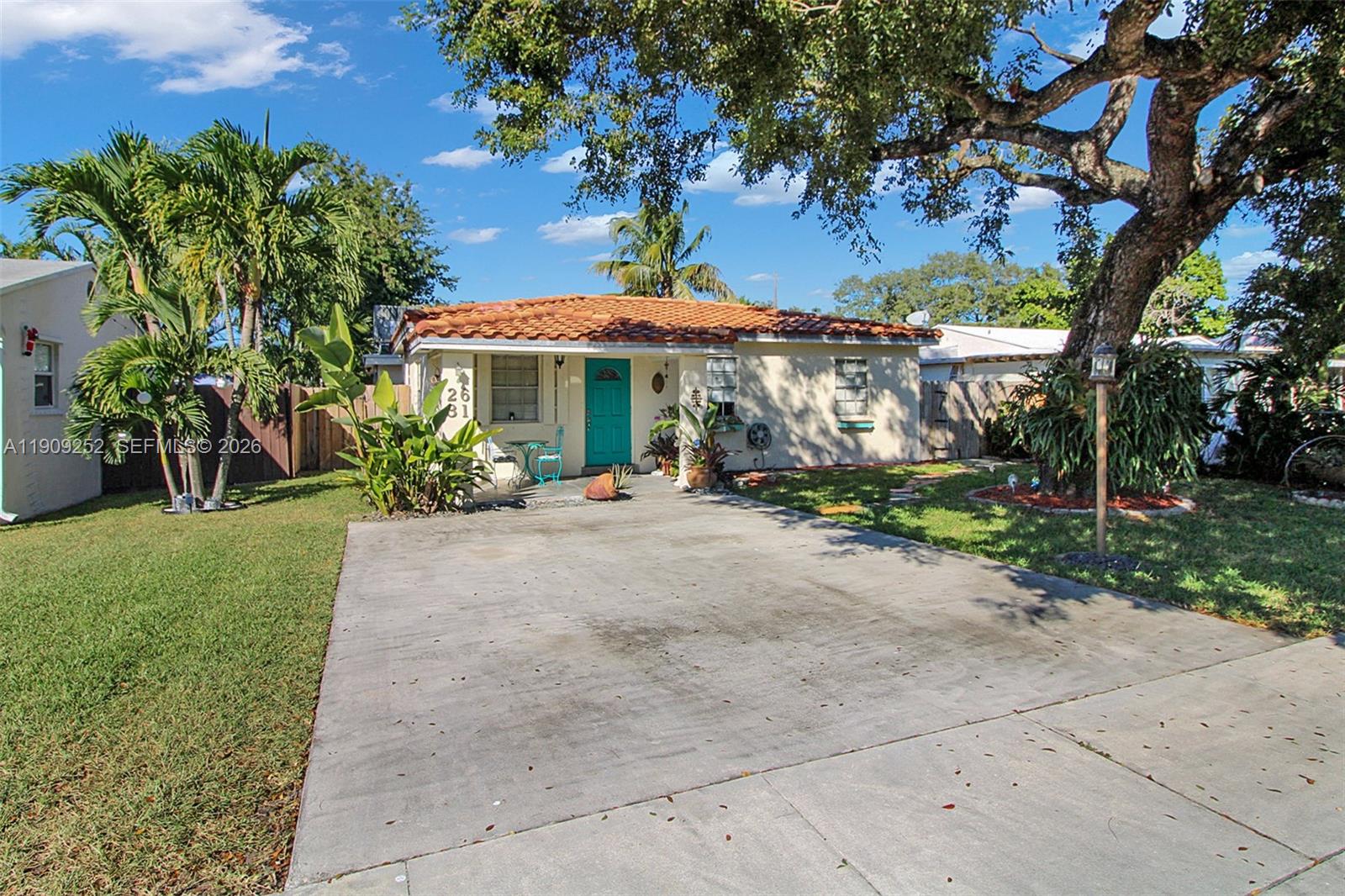 2631 Wilson Street, Hollywood FL 33020