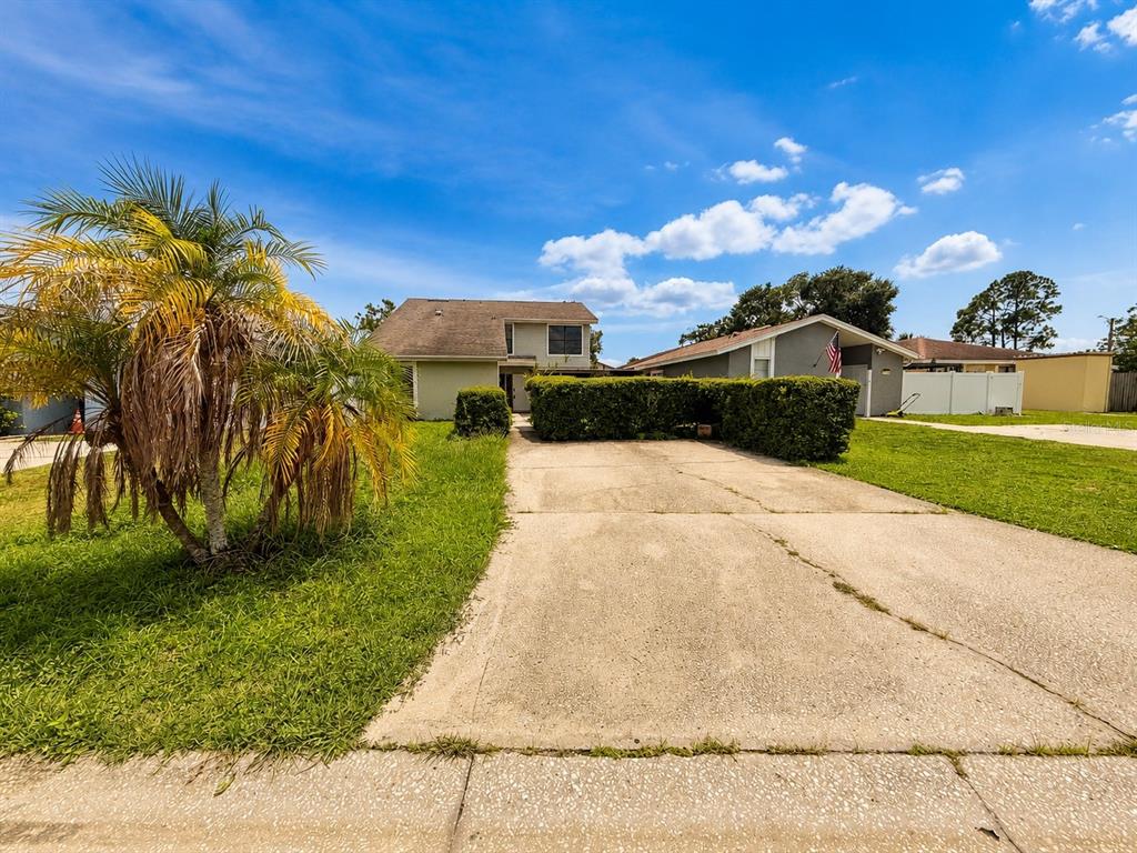 5104 SPRINGWATER COURT