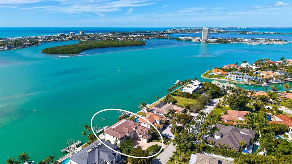 570 S SPOONBILL DRIVE, SARASOTA, FL — photo 4 of 30