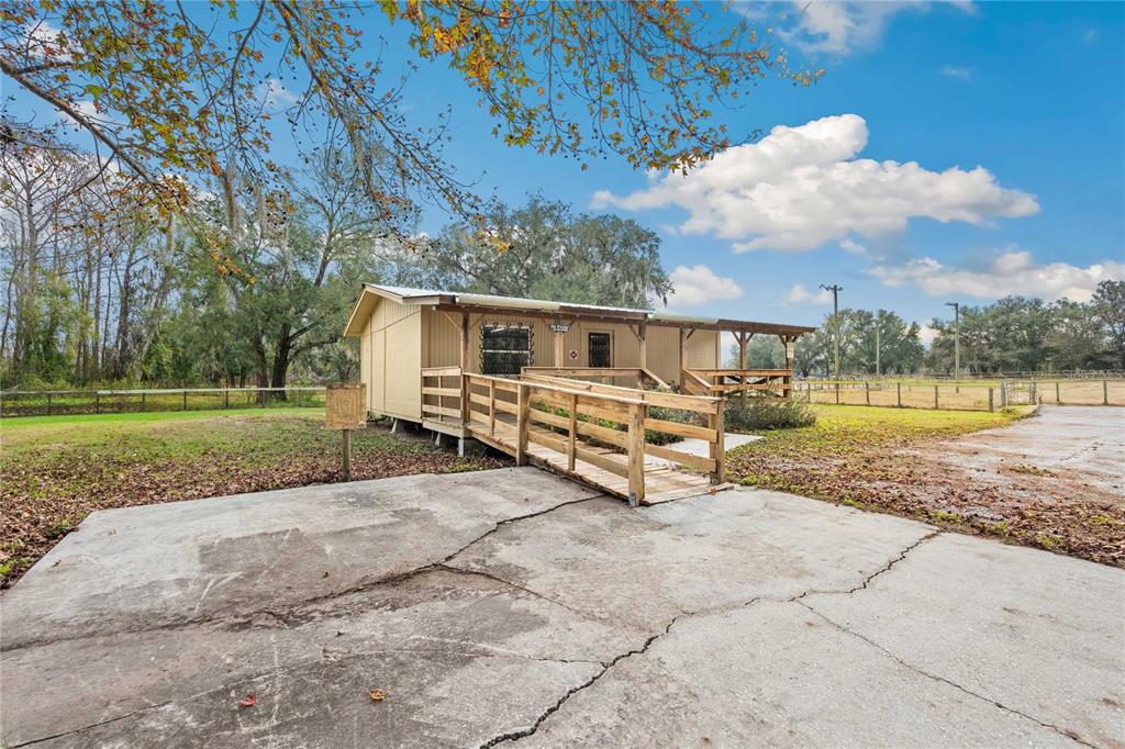1499 SR 50, WEBSTER, FL — photo 2 of 24