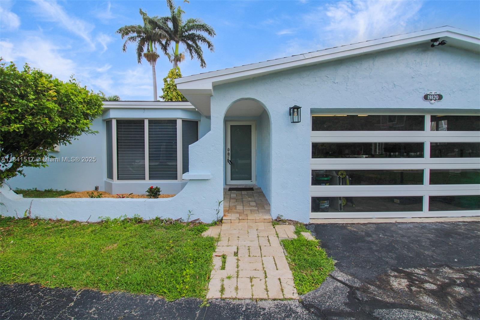 19820 SW 83rd Ave, Cutler Bay FL 33189