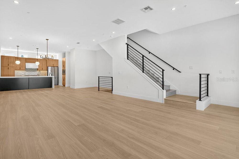 1008 E ROBINSON, ORLANDO, FL — photo 3 of 30