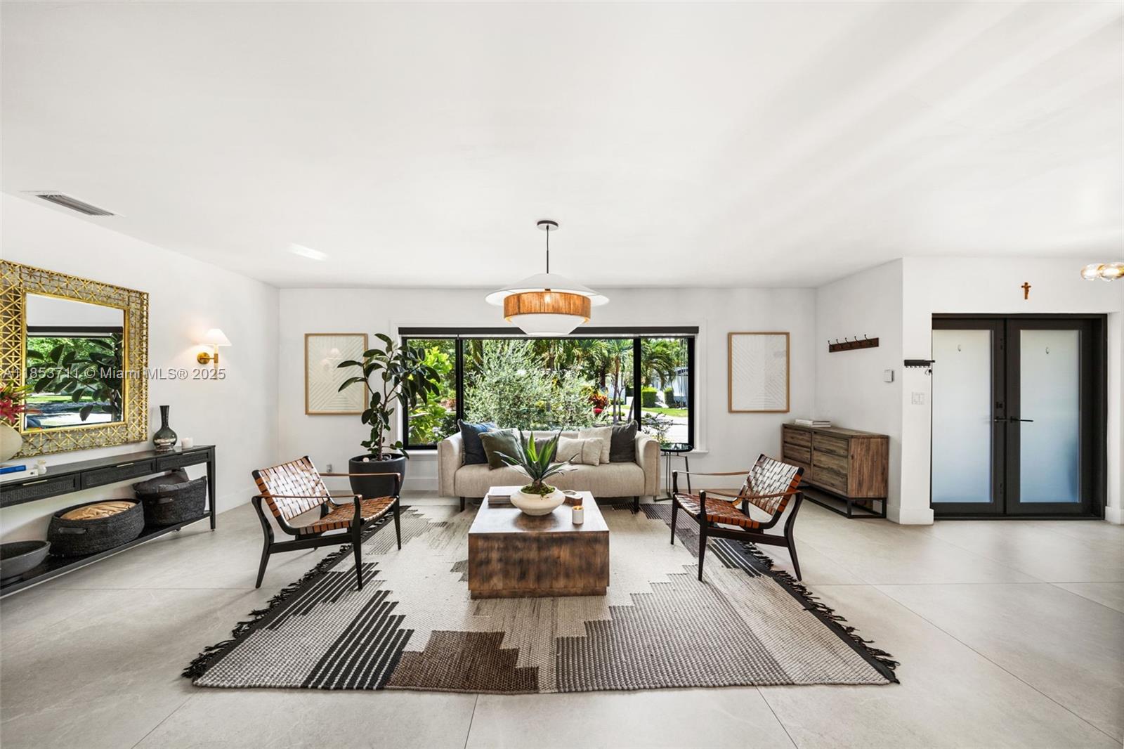 251 E Shore Dr E, Miami FL 33133