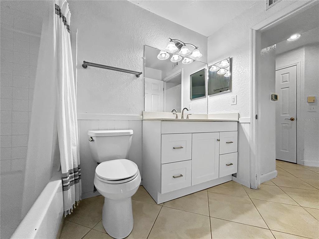 8517 SEA HARBOUR LANE UNIT 103