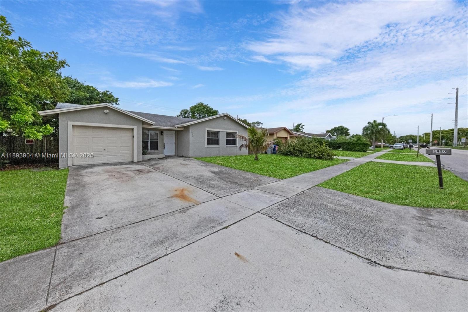 1920 NW 3rd Ave, Pompano Beach FL 33060