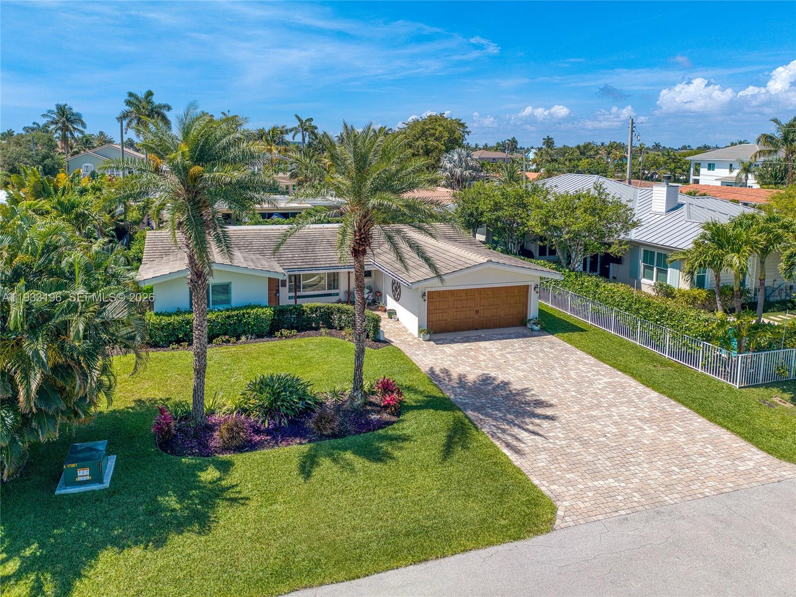 2832 NE 34th St, Lighthouse Point FL 33064
