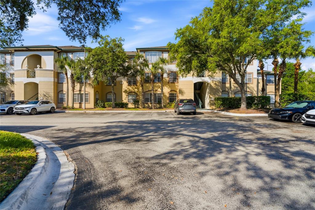 17101 CARRINGTON PARK DRIVE UNIT 419
