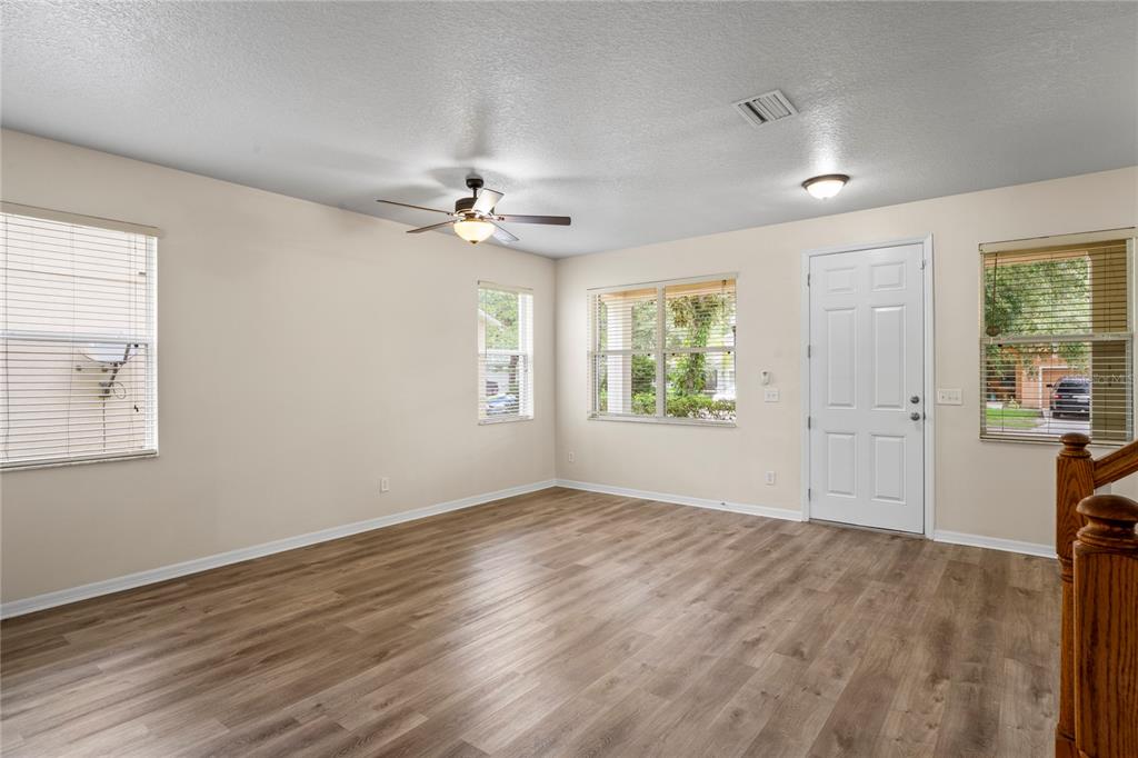 7249 BRIDGEVIEW DRIVE, WESLEY CHAPEL, FL — photo 3 of 26