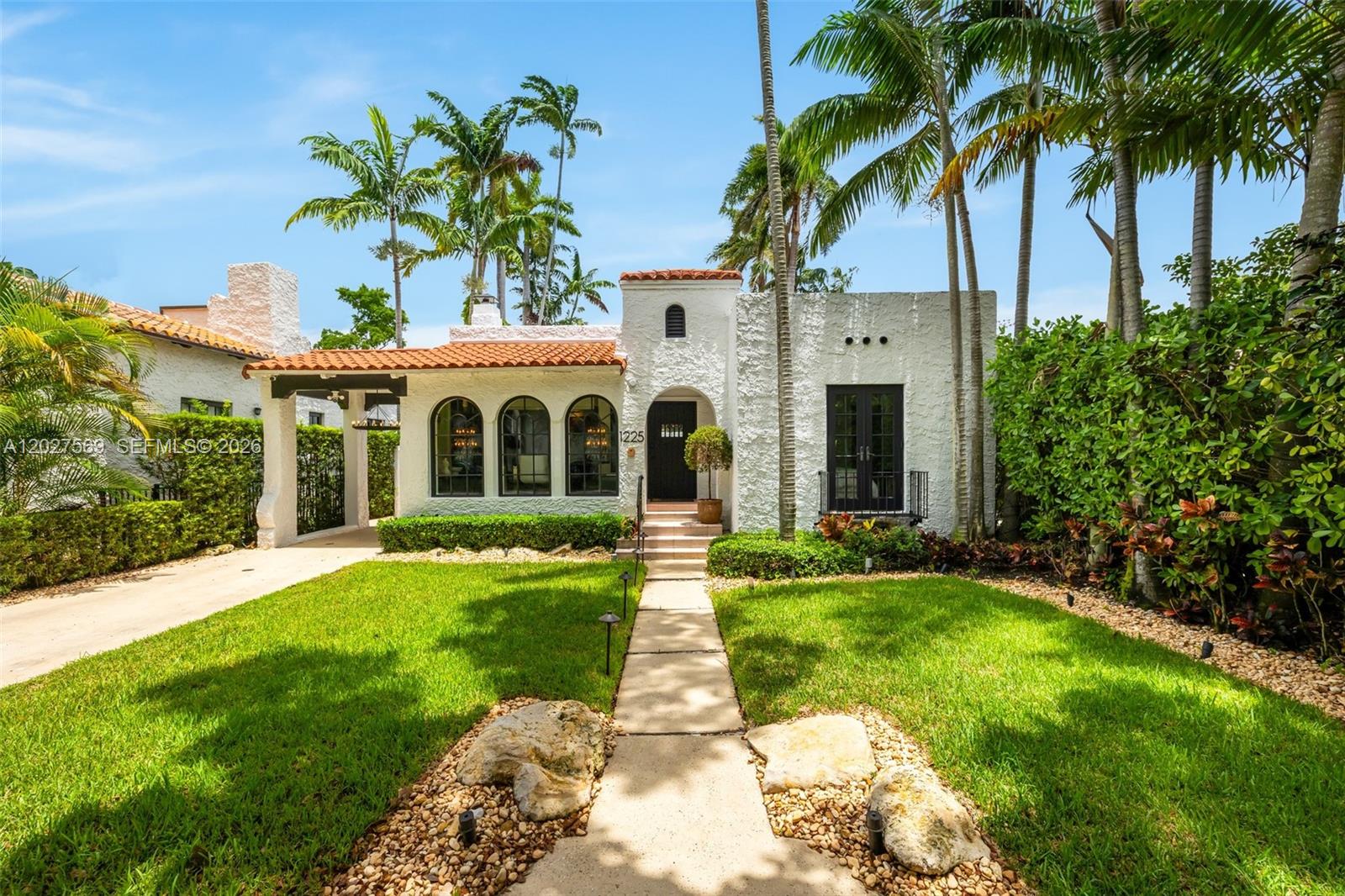 1225 Alhambra Cir, Coral Gables FL 33134