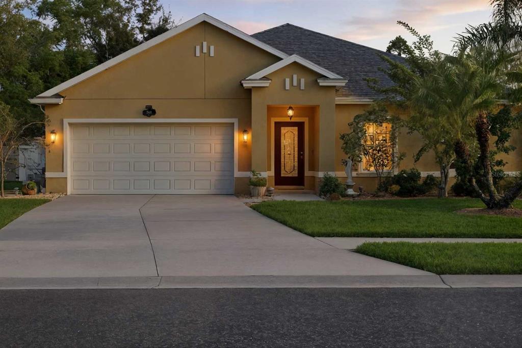 740 GRAPE IVY LANE