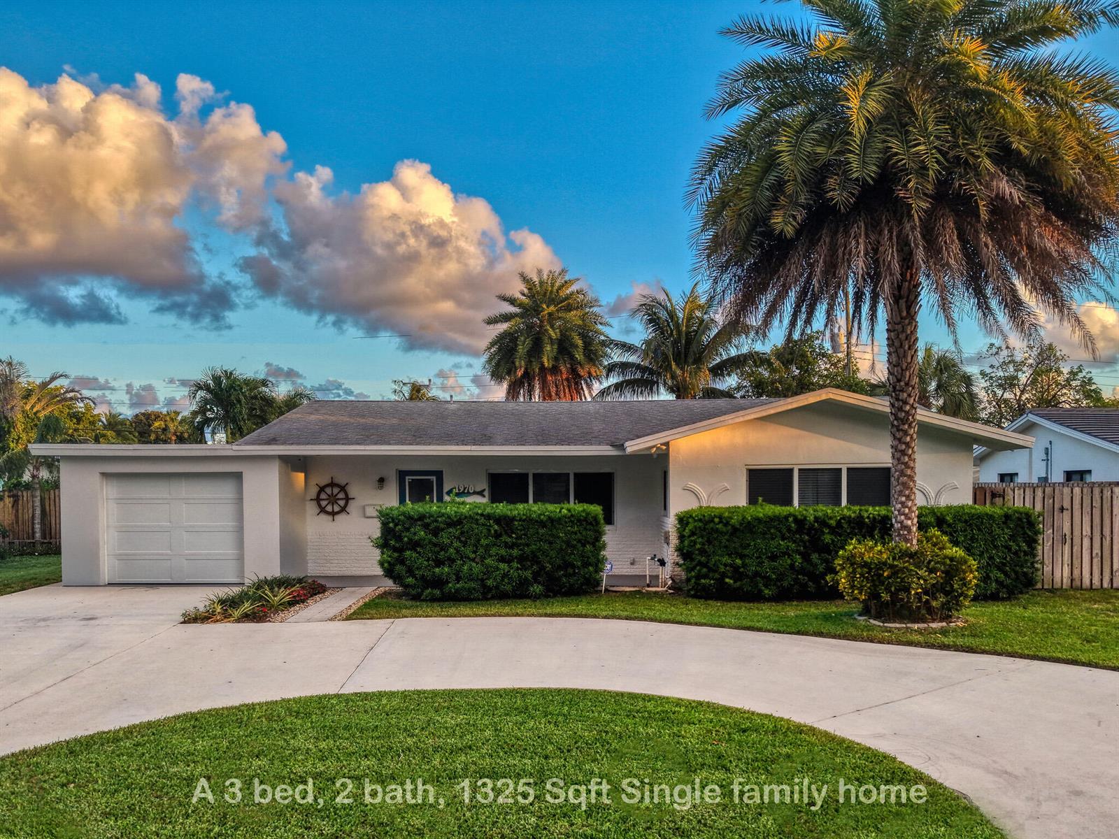 1970 NE 32nd Street, Lighthouse Point FL 33064