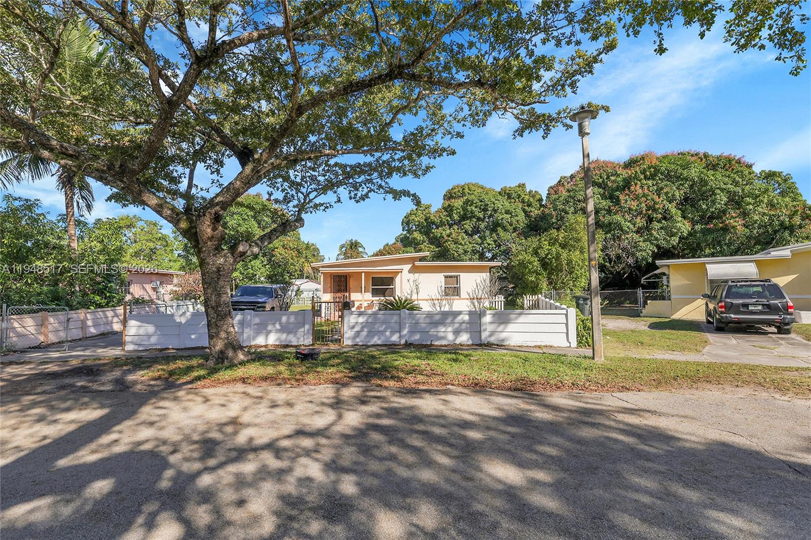 545 NW 142nd St, North Miami FL 33168