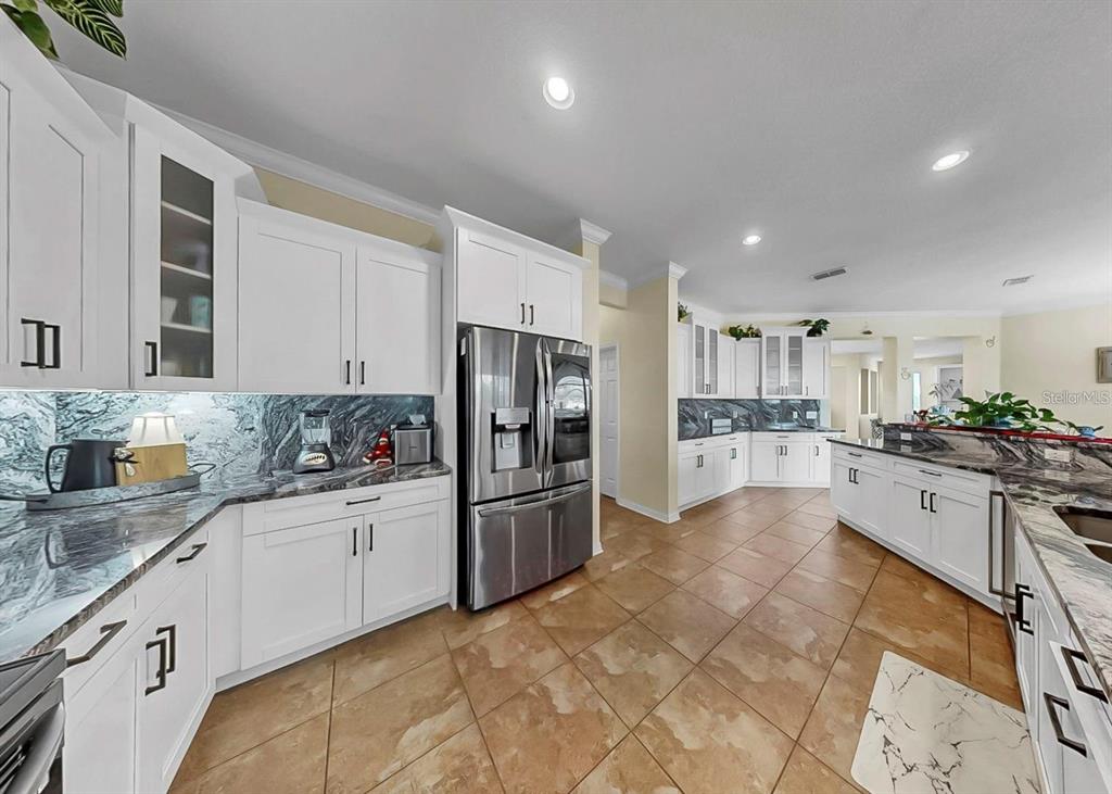 5457 SANDY SHELL DRIVE, APOLLO BEACH, FL — photo 4 of 30