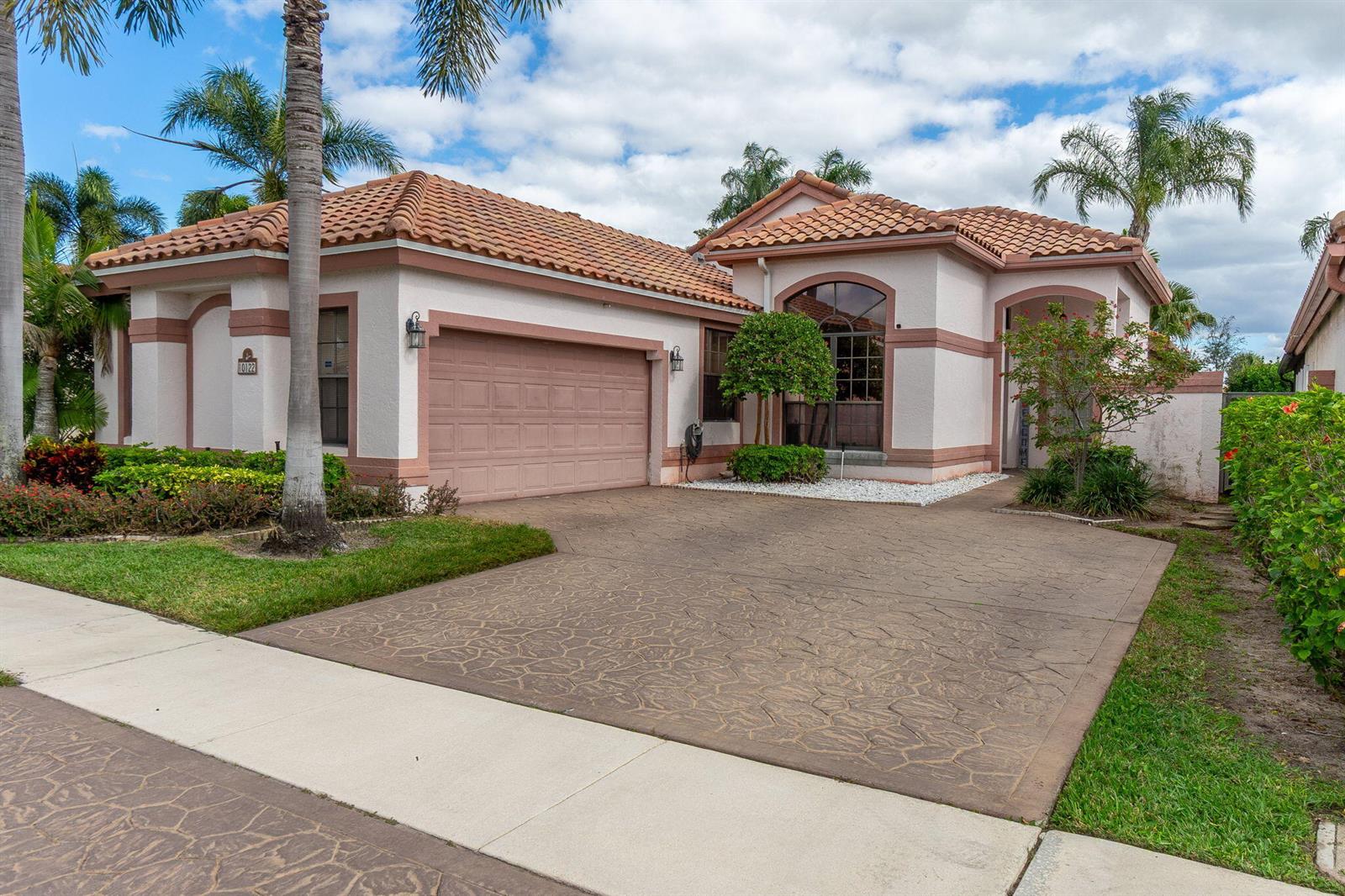 10122 Lexington Circle N, Boynton Beach FL 33436