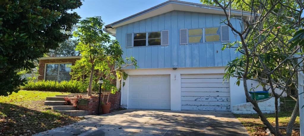 3717 MCKAY CREEK DRIVE