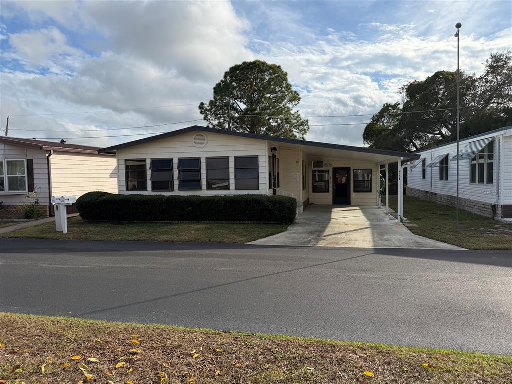 4155 ROLLING OAKS DRIVE