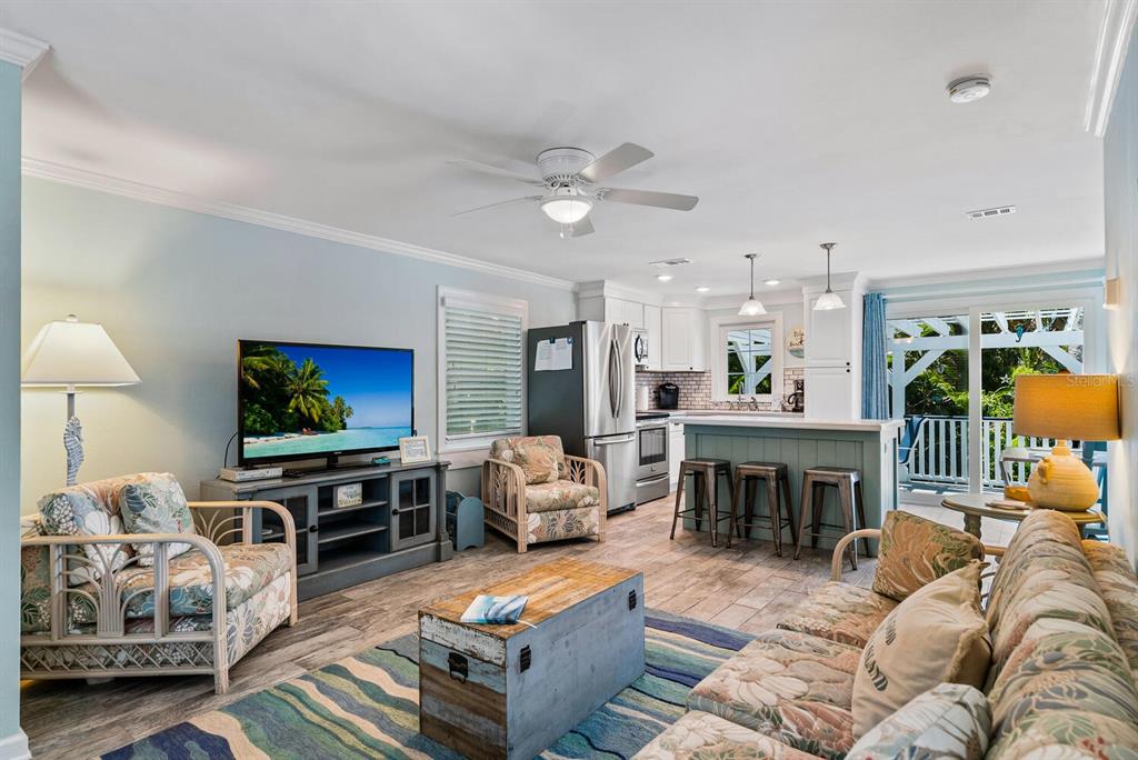305 57TH STREET UNIT B, HOLMES BEACH, FL — photo 5 of 25