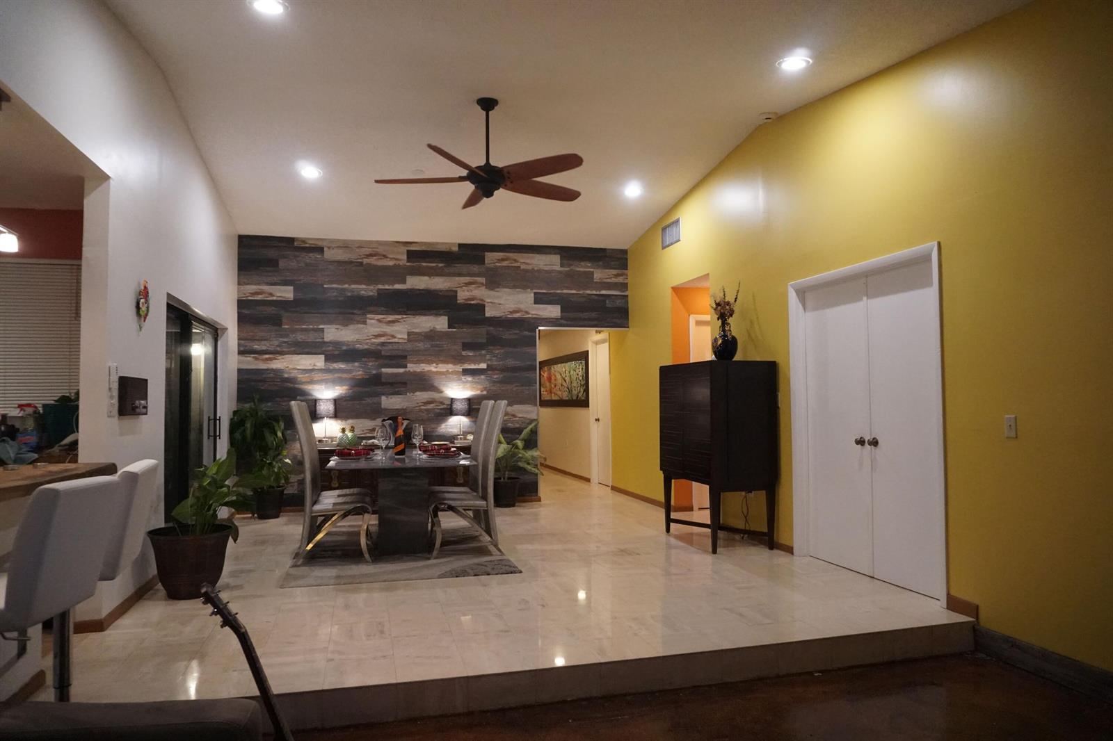 414 NE 195th Street # 414, Miami FL 33179