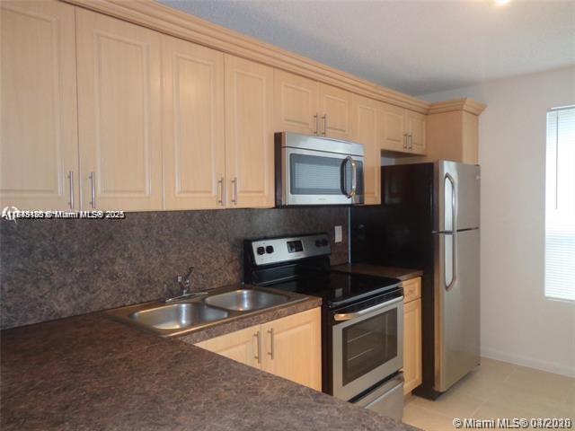 2276 SW 81st Ave # 2276, Miramar FL 33025