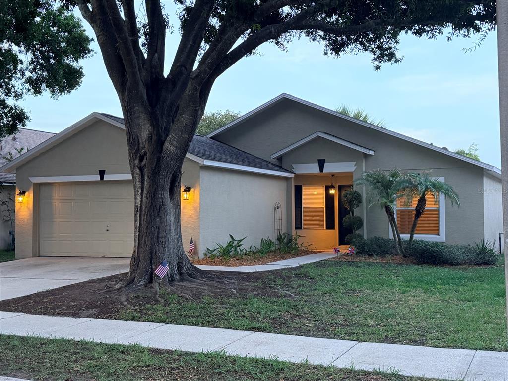4211 SHADOW CREEK CIRCLE