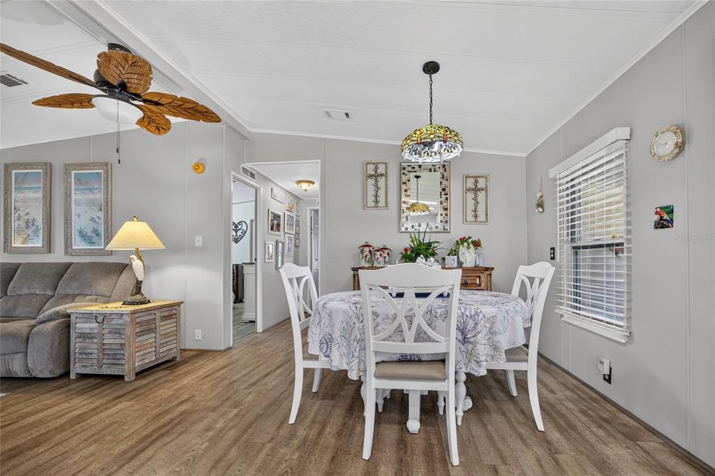 503 LA PLAYA CIRCLE, NORTH PORT, FL — photo 4 of 30