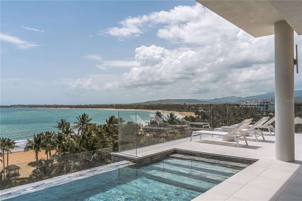 Ocean Drive PH FOUR SEASONS PRIVATE RESIDENCES UNIT 4501