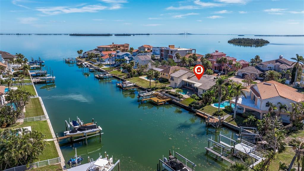 127 SANDS POINT DRIVE