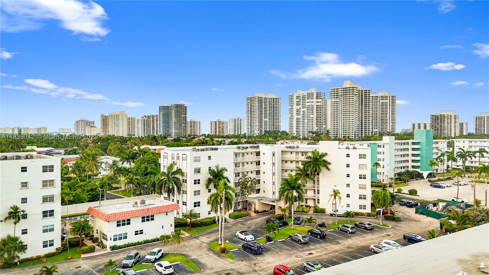 3181 S Ocean Dr # 103, Hallandale Beach FL 33009