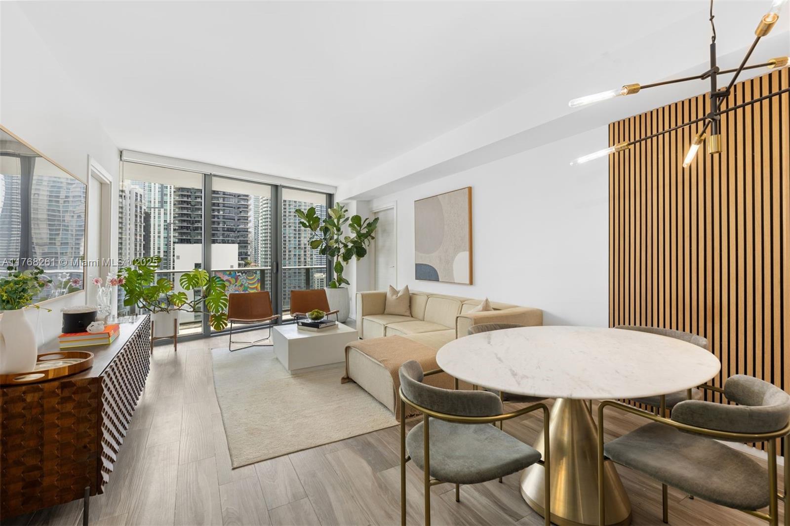801 S Miami Ave # 2102, Miami FL 33130