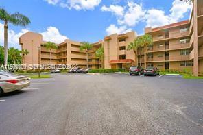 9501 Seagrape Dr # 101, Davie FL 33324
