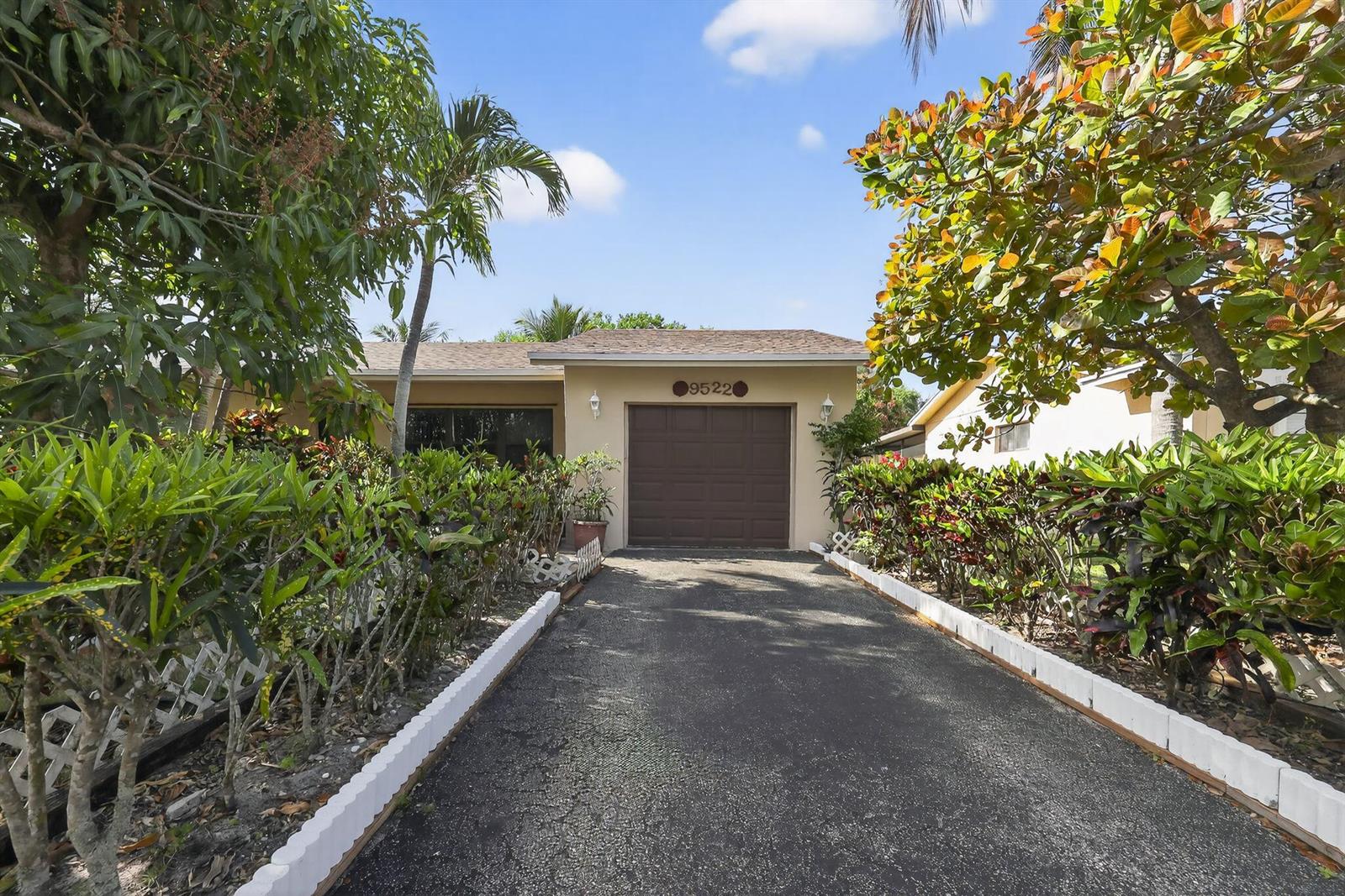 9522 Affirmed Lane, Boca Raton FL 33496