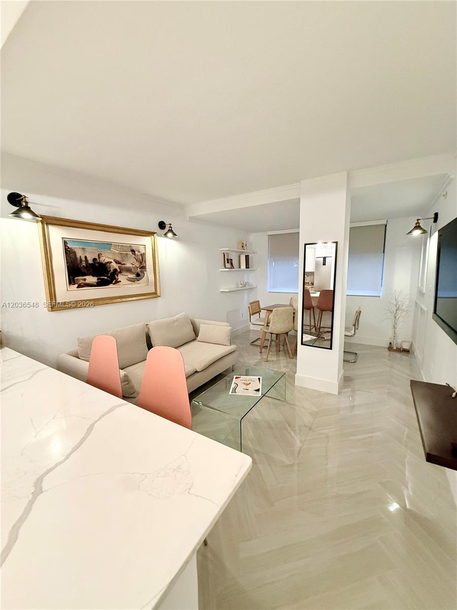 2951 S Bayshore Dr # 316, Miami FL 33133