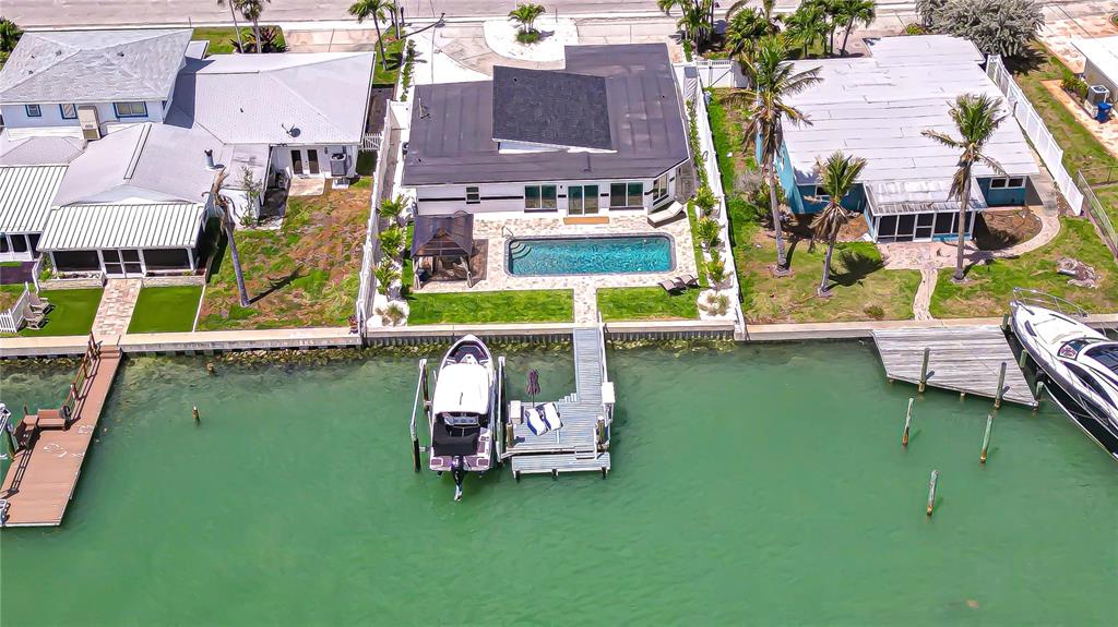 728 PRUITT DRIVE, MADEIRA BEACH, FL — photo 4 of 30