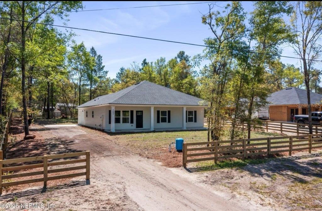 5687 SILVER SANDS CIRCLE