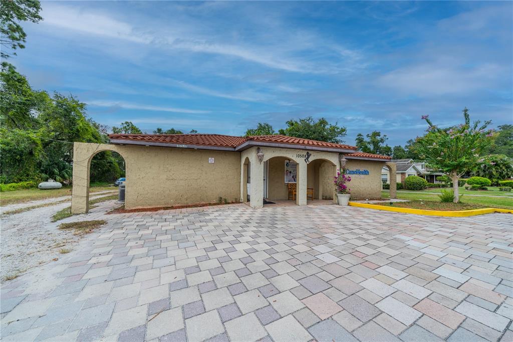 10508 GIBSONTON DR, RIVERVIEW, FL — photo 3 of 30