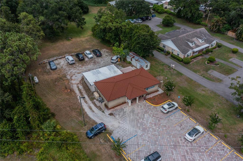 10508 GIBSONTON DR, RIVERVIEW, FL — photo 5 of 30