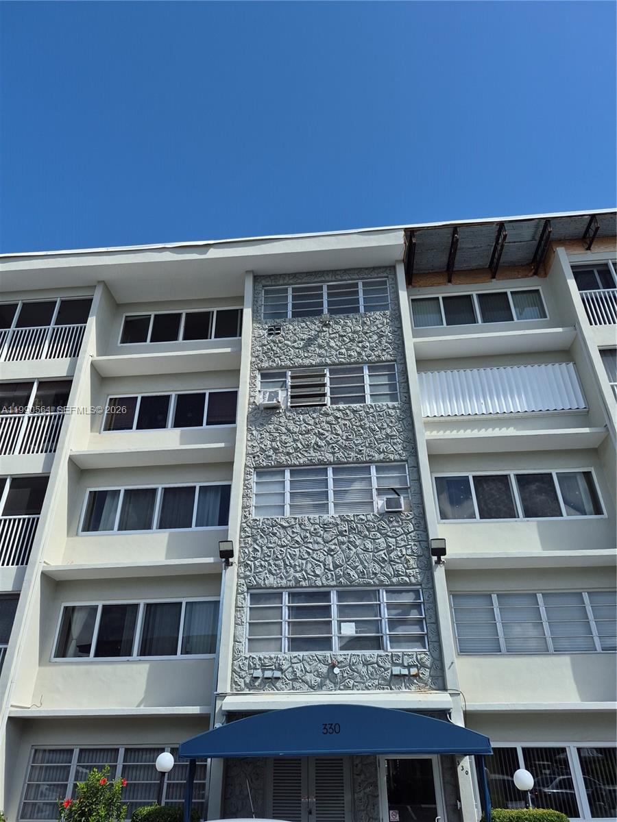 330 SE 2nd St # 202E, Hallandale Beach FL 33009