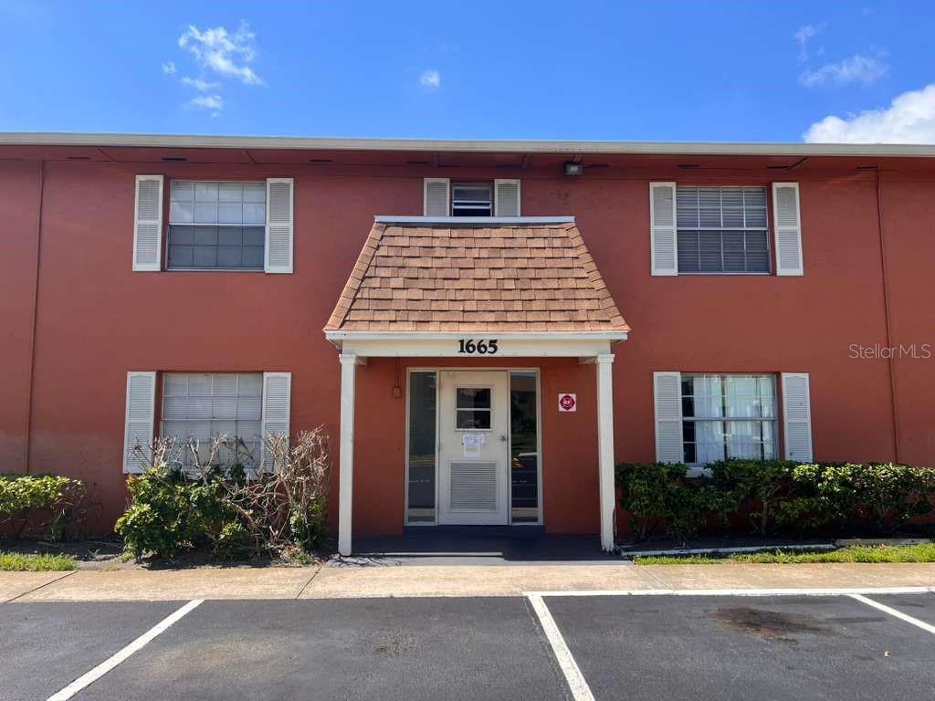 1665 W OAK RIDGE ROAD UNIT C