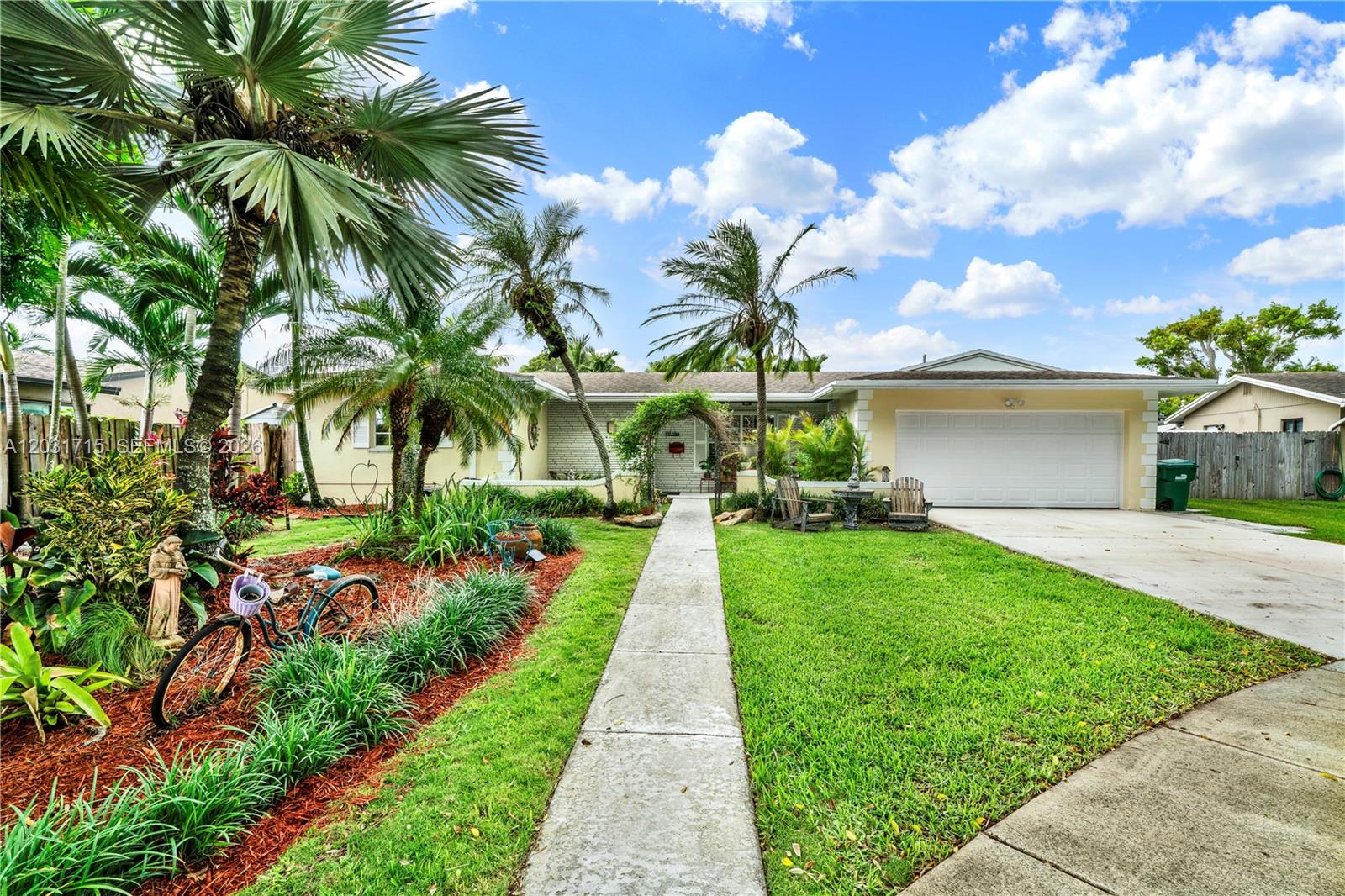 18920 SW 92nd Ct, Cutler Bay FL 33157