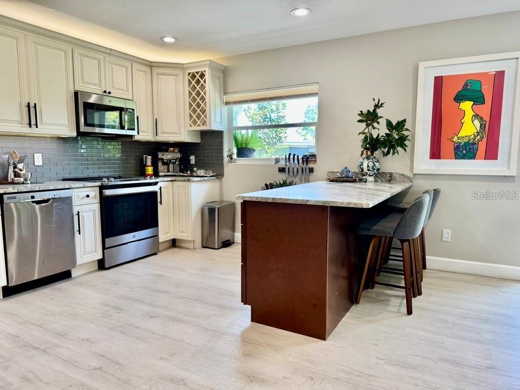 1815 BARKER DRIVE, WINTER PARK, FL — photo 4 of 30