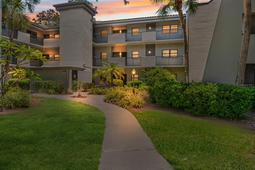2650 COUNTRYSIDE BOULEVARD UNIT B307