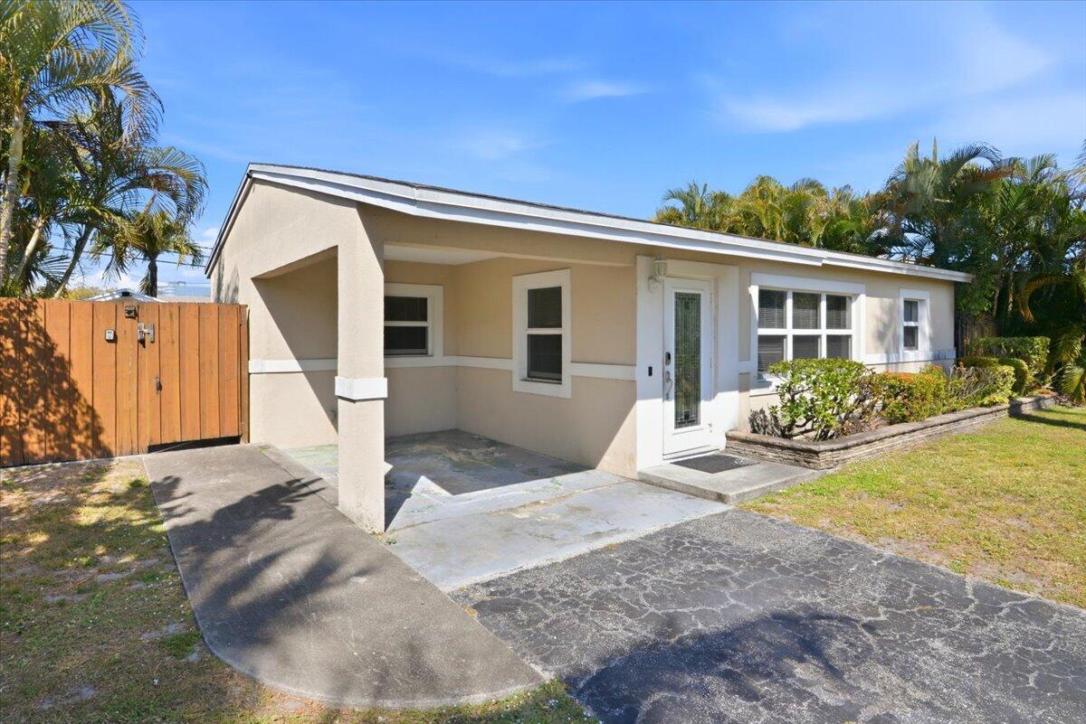 541 NE 58th Court, Fort Lauderdale FL 33334