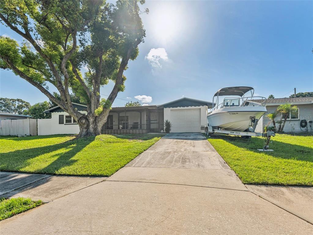 9951 53RD LANE N