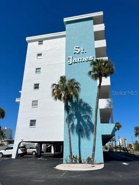 285 107TH AVENUE UNIT 606