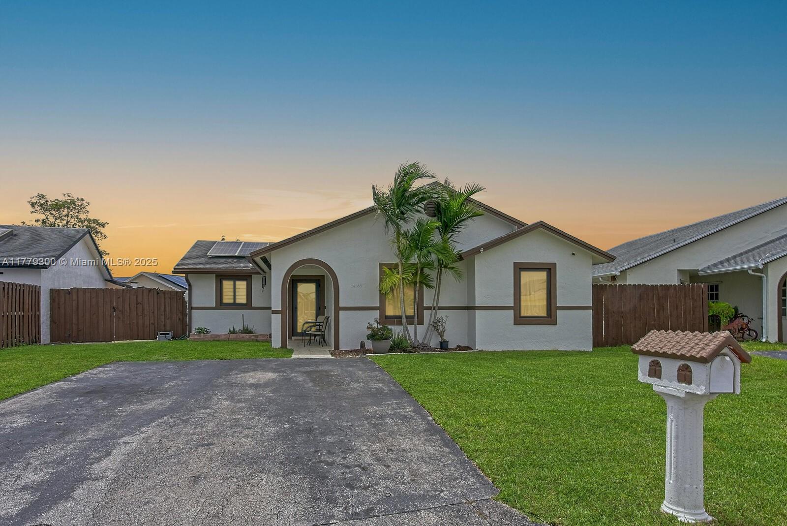24988 SW 128th Ct, Unincorporated Dade County FL 33032