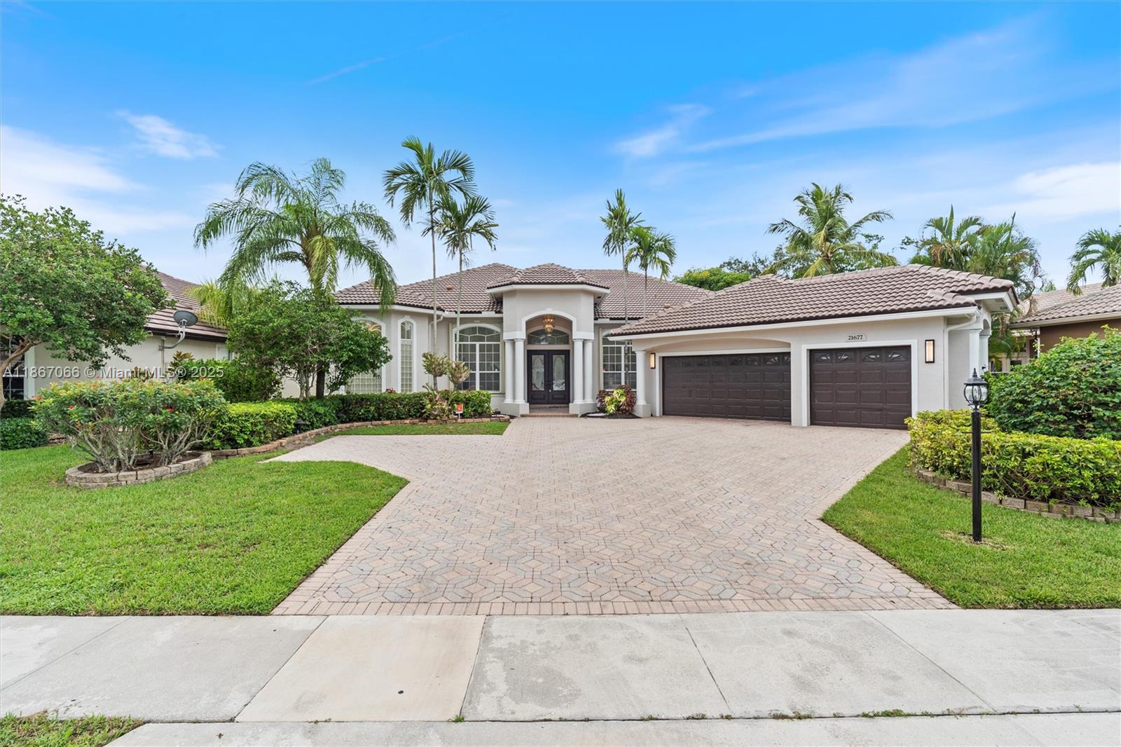 21677 Marigot Dr, Boca Raton FL 33428