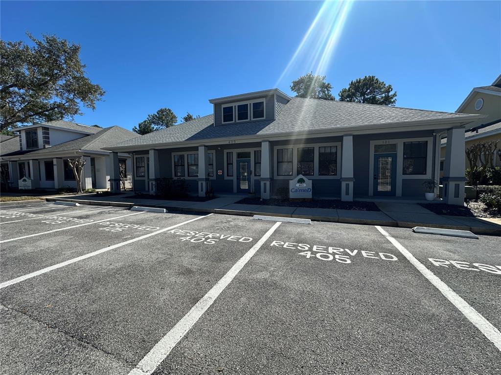 405 WAYMONT COURT