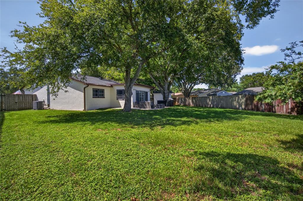 3281 BEAVER DRIVE, CLEARWATER, FL — photo 3 of 30